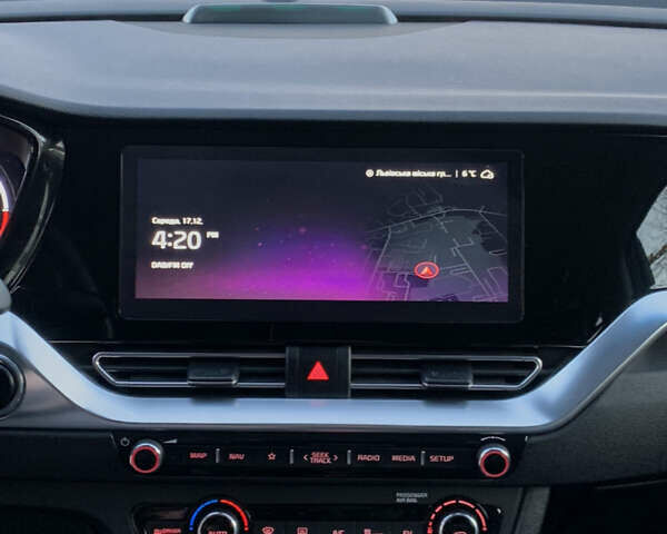 Черный Киа Niro, объемом двигателя 0 л и пробегом 110 тыс. км за 19250 $, фото 25 на Automoto.ua