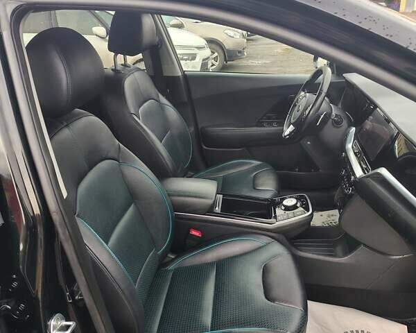 Чорний Кіа Niro, об'ємом двигуна 0 л та пробігом 146 тис. км за 18900 $, фото 14 на Automoto.ua