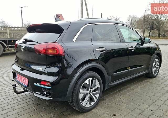 Черный Киа Niro, объемом двигателя 0 л и пробегом 139 тыс. км за 19800 $, фото 7 на Automoto.ua