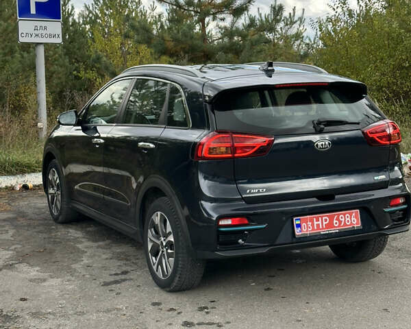 Киа Niro 2020 в Золочев на Automoto.ua Черный Киа Niro, объемом двигателя 0 л и пробегом 145 тыс. км за 18150 $, фото 15 на Automoto.ua
