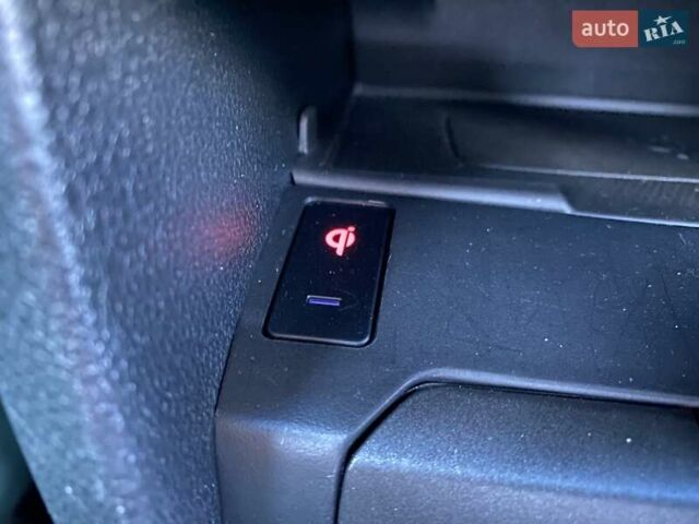 Черный Киа Niro, объемом двигателя 0 л и пробегом 98 тыс. км за 20999 $, фото 51 на Automoto.ua