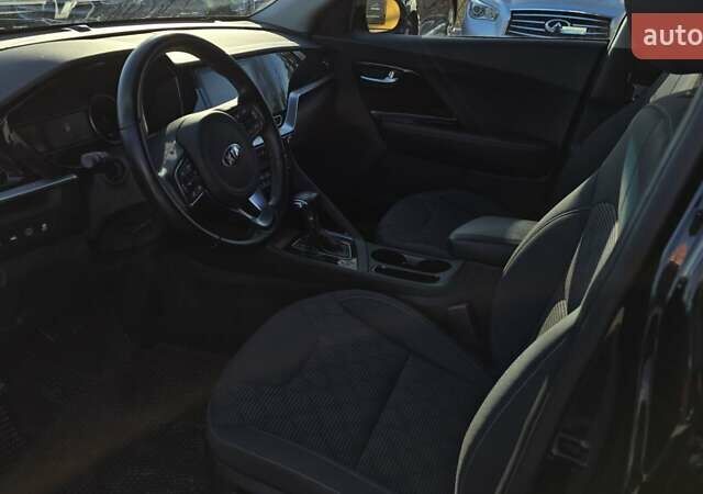 Черный Киа Niro, объемом двигателя 1.58 л и пробегом 32 тыс. км за 21000 $, фото 8 на Automoto.ua