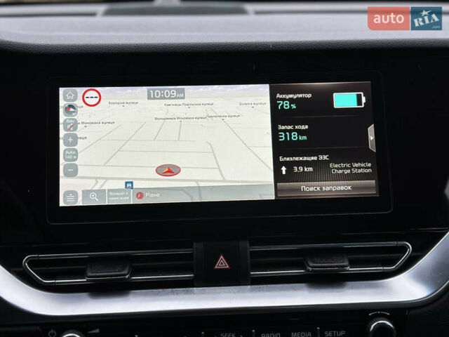 Чорний Кіа Niro, об'ємом двигуна 0 л та пробігом 130 тис. км за 18300 $, фото 66 на Automoto.ua