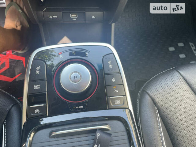 Черный Киа Niro, объемом двигателя 0 л и пробегом 151 тыс. км за 19300 $, фото 14 на Automoto.ua