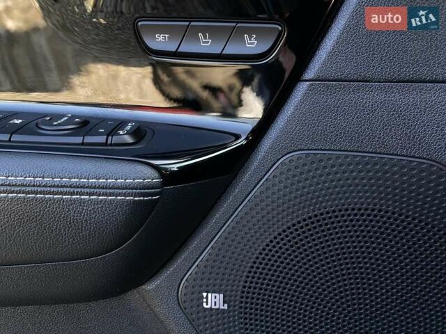 Черный Киа Niro, объемом двигателя 0 л и пробегом 115 тыс. км за 21300 $, фото 25 на Automoto.ua