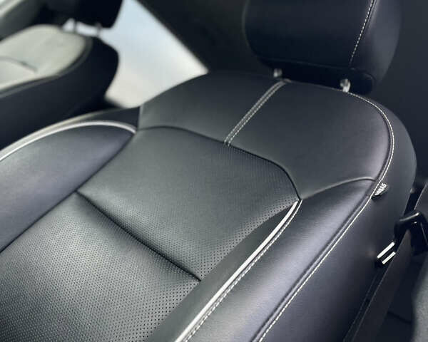 Киа Niro 2020 в Дрогобыче на Automoto.ua Черный Киа Niro, объемом двигателя 0 л и пробегом 148 тыс. км за 19799 $, фото 3 на Automoto.ua