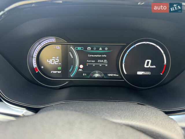 Чорний Кіа Niro, об'ємом двигуна 0 л та пробігом 164 тис. км за 18400 $, фото 17 на Automoto.ua