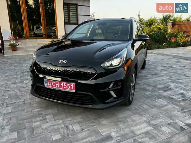 Чорний Кіа Niro, об'ємом двигуна 0 л та пробігом 65 тис. км за 16499 $, фото 7 на Automoto.ua