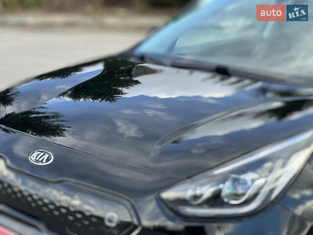 Черный Киа Niro, объемом двигателя 0 л и пробегом 140 тыс. км за 18199 $, фото 18 на Automoto.ua