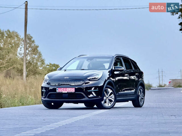 Черный Киа Niro, объемом двигателя 0 л и пробегом 165 тыс. км за 16999 $, фото 17 на Automoto.ua