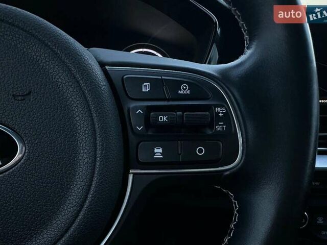 Черный Киа Niro, объемом двигателя 0 л и пробегом 35 тыс. км за 23400 $, фото 13 на Automoto.ua