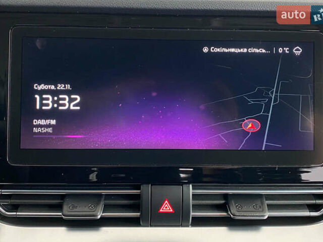 Чорний Кіа Niro, об'ємом двигуна 0 л та пробігом 70 тис. км за 22350 $, фото 31 на Automoto.ua