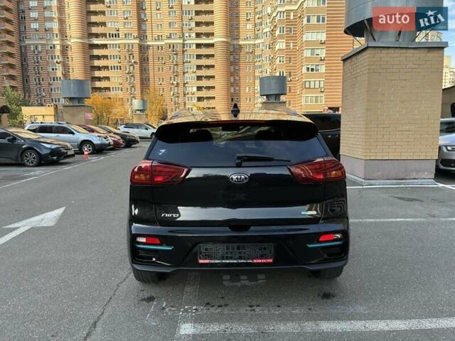 Черный Киа Niro, объемом двигателя 0 л и пробегом 105 тыс. км за 20500 $, фото 15 на Automoto.ua
