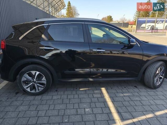 Черный Киа Niro, объемом двигателя 0 л и пробегом 46 тыс. км за 17000 $, фото 24 на Automoto.ua