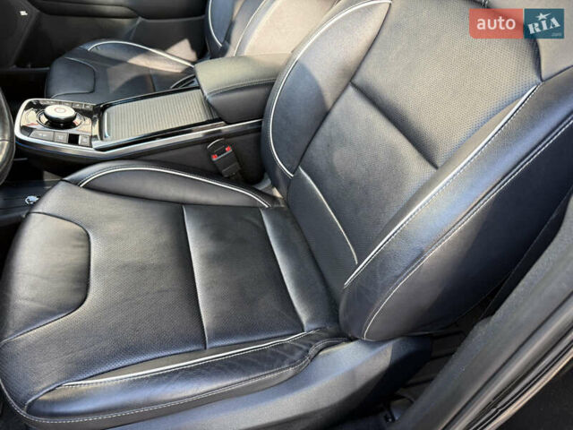 Черный Киа Niro, объемом двигателя 0 л и пробегом 135 тыс. км за 17999 $, фото 18 на Automoto.ua