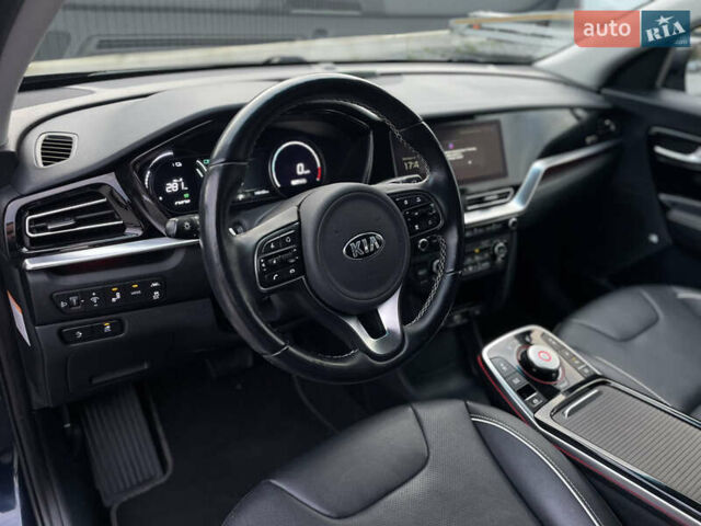 Киа Niro 2020 в Дрогобыче на Automoto.ua Черный Киа Niro, объемом двигателя 0 л и пробегом 148 тыс. км за 19799 $, фото 2 на Automoto.ua