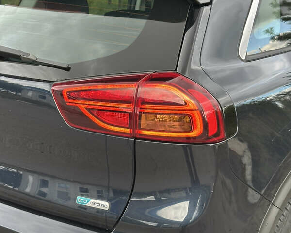 Киа Niro 2020 в Золочев на Automoto.ua Черный Киа Niro, объемом двигателя 0 л и пробегом 145 тыс. км за 18150 $, фото 21 на Automoto.ua