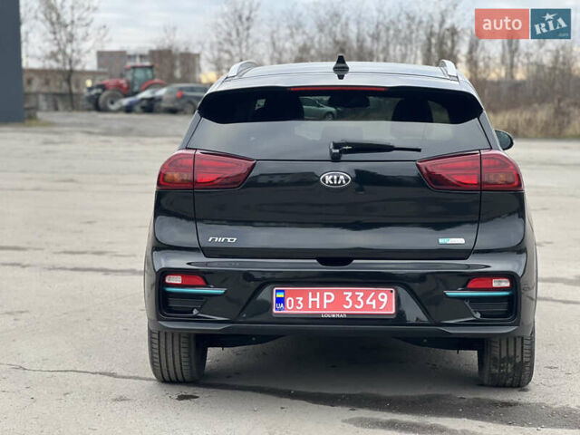 Чорний Кіа Niro, об'ємом двигуна 0 л та пробігом 140 тис. км за 17999 $, фото 11 на Automoto.ua