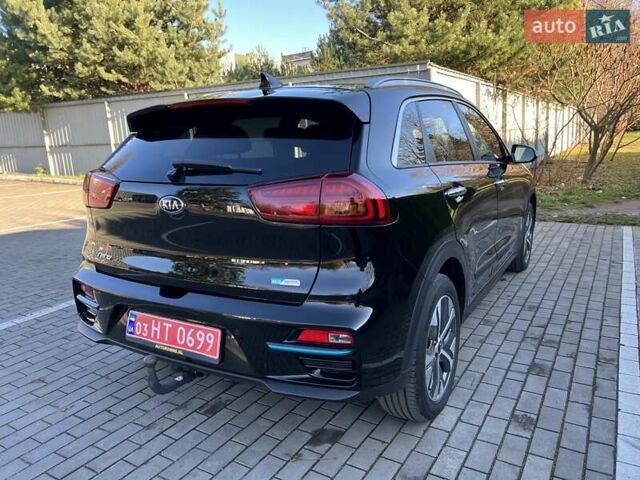 Чорний Кіа Niro, об'ємом двигуна 0 л та пробігом 112 тис. км за 20499 $, фото 20 на Automoto.ua