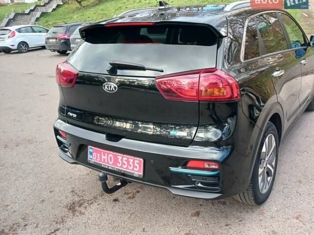 Черный Киа Niro, объемом двигателя 0 л и пробегом 125 тыс. км за 19300 $, фото 5 на Automoto.ua