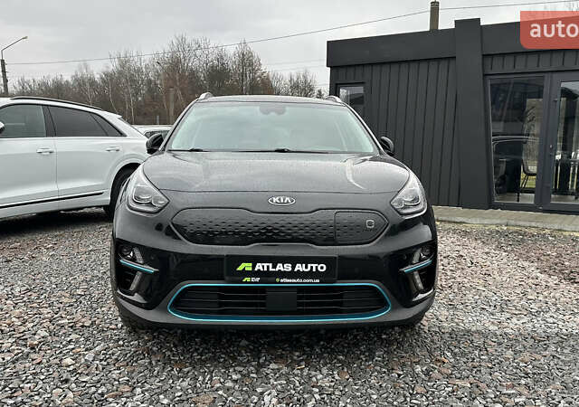 Черный Киа Niro, объемом двигателя 0 л и пробегом 158 тыс. км за 17800 $, фото 1 на Automoto.ua