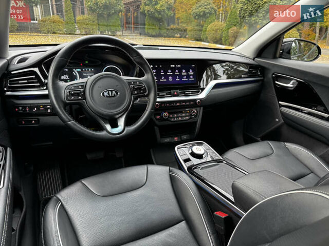 Черный Киа Niro, объемом двигателя 0 л и пробегом 78 тыс. км за 21700 $, фото 48 на Automoto.ua