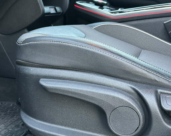 Черный Киа Niro, объемом двигателя 0 л и пробегом 112 тыс. км за 18750 $, фото 52 на Automoto.ua