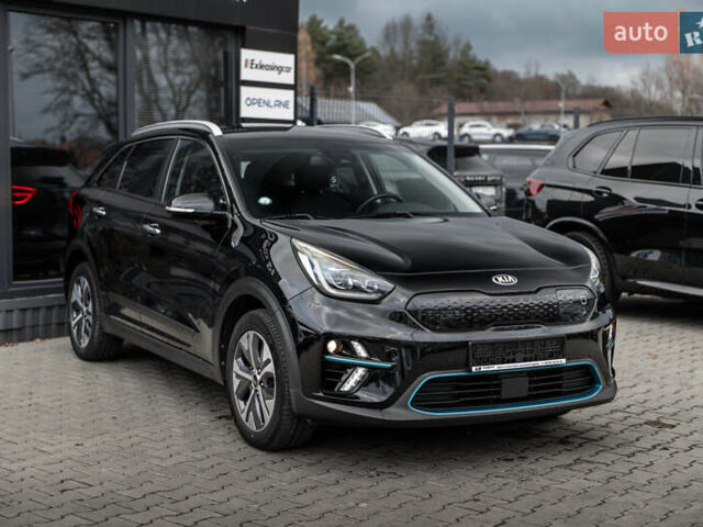 Черный Киа Niro, объемом двигателя 0 л и пробегом 114 тыс. км за 21900 $, фото 2 на Automoto.ua