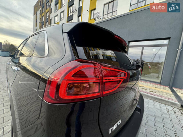 Черный Киа Niro, объемом двигателя 0 л и пробегом 128 тыс. км за 19600 $, фото 7 на Automoto.ua