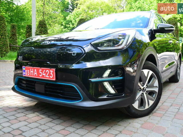 Черный Киа Niro, объемом двигателя 0 л и пробегом 62 тыс. км за 17450 $, фото 3 на Automoto.ua