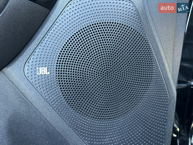 Чорний Кіа Niro, об'ємом двигуна 0 л та пробігом 144 тис. км за 19500 $, фото 42 на Automoto.ua