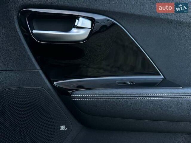 Чорний Кіа Niro, об'ємом двигуна 0 л та пробігом 35 тис. км за 24400 $, фото 94 на Automoto.ua