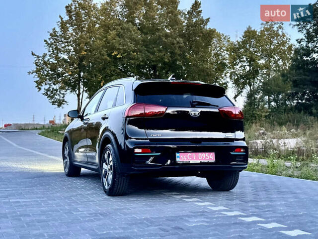 Черный Киа Niro, объемом двигателя 0 л и пробегом 165 тыс. км за 16999 $, фото 26 на Automoto.ua