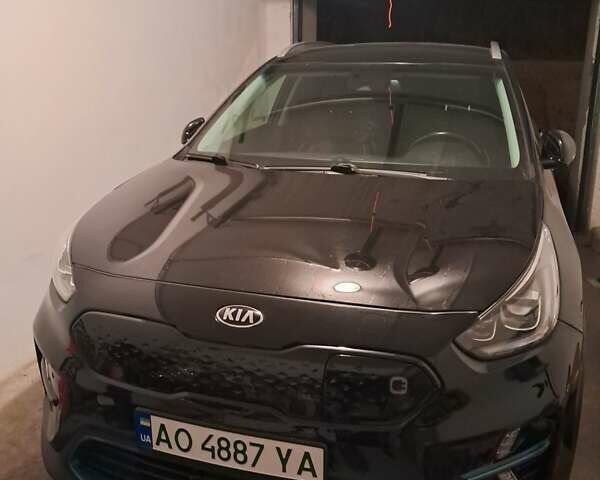 Черный Киа Niro, объемом двигателя 0 л и пробегом 144 тыс. км за 19500 $, фото 4 на Automoto.ua