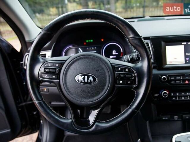 Киа Niro 2020 в Бердичеве на Automoto.ua Черный Киа Niro, объемом двигателя 0 л и пробегом 152 тыс. км за 16450 $, фото 48 на Automoto.ua