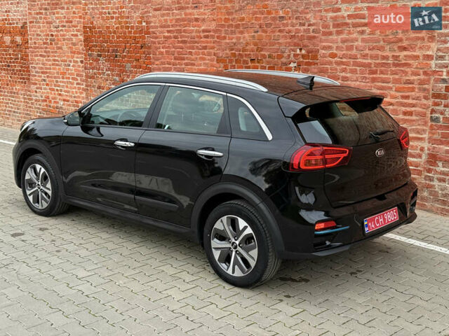Черный Киа Niro, объемом двигателя 0 л и пробегом 92 тыс. км за 19899 $, фото 13 на Automoto.ua