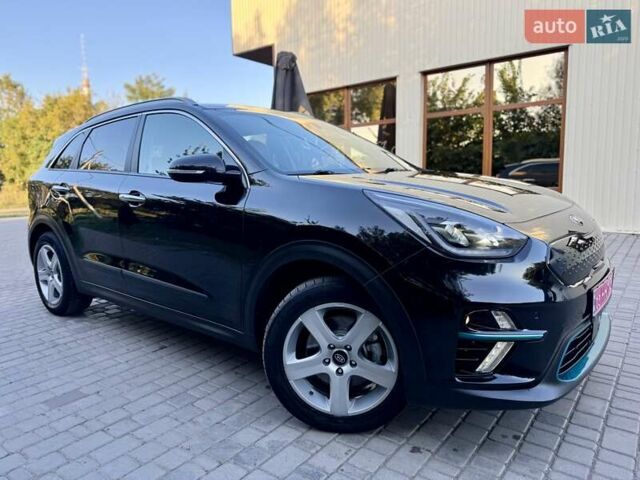 Черный Киа Niro, объемом двигателя 0 л и пробегом 128 тыс. км за 16800 $, фото 15 на Automoto.ua