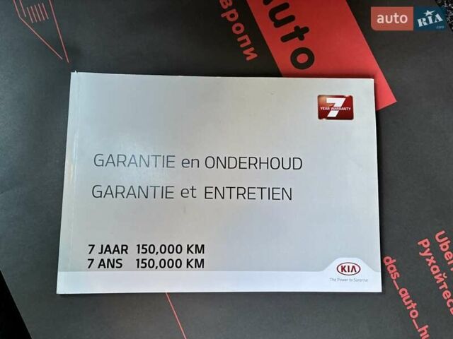 Черный Киа Niro, объемом двигателя 0 л и пробегом 105 тыс. км за 20500 $, фото 94 на Automoto.ua