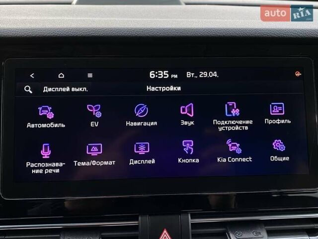 Чорний Кіа Niro, об'ємом двигуна 0 л та пробігом 96 тис. км за 20600 $, фото 58 на Automoto.ua