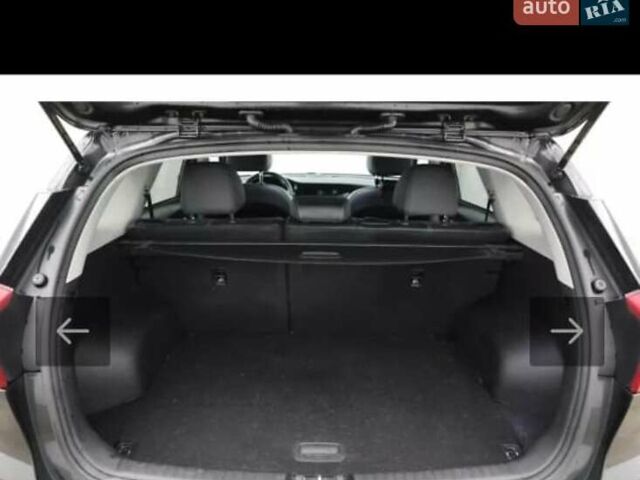 Чорний Кіа Niro, об'ємом двигуна 0 л та пробігом 65 тис. км за 16499 $, фото 3 на Automoto.ua