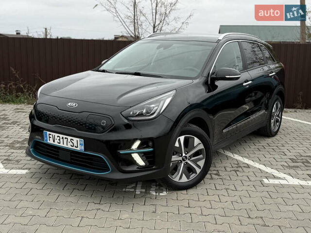 Черный Киа Niro, объемом двигателя 0 л и пробегом 61 тыс. км за 19300 $, фото 7 на Automoto.ua