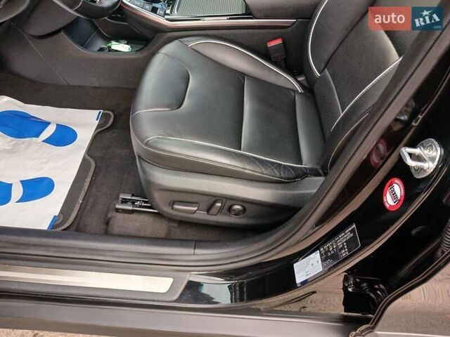 Черный Киа Niro, объемом двигателя 0 л и пробегом 125 тыс. км за 19300 $, фото 16 на Automoto.ua