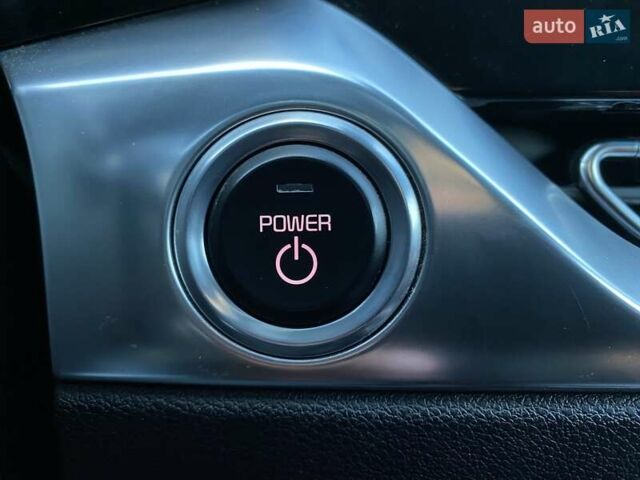 Чорний Кіа Niro, об'ємом двигуна 0 л та пробігом 88 тис. км за 21900 $, фото 7 на Automoto.ua