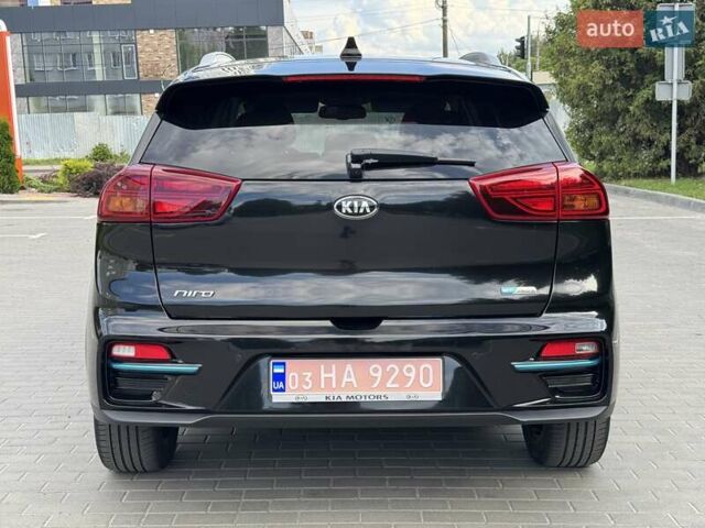 Черный Киа Niro, объемом двигателя 0 л и пробегом 98 тыс. км за 20999 $, фото 7 на Automoto.ua