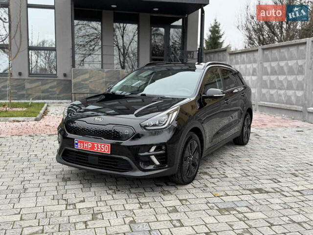 Чорний Кіа Niro, об'ємом двигуна 0 л та пробігом 109 тис. км за 17499 $, фото 1 на Automoto.ua