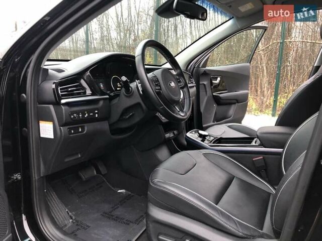 Черный Киа Niro, объемом двигателя 0 л и пробегом 40 тыс. км за 22950 $, фото 14 на Automoto.ua
