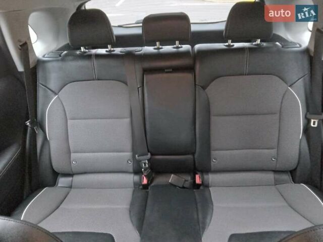 Черный Киа Niro, объемом двигателя 0 л и пробегом 92 тыс. км за 19945 $, фото 59 на Automoto.ua