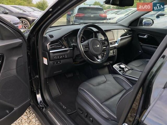 Черный Киа Niro, объемом двигателя 0 л и пробегом 83 тыс. км за 23200 $, фото 24 на Automoto.ua