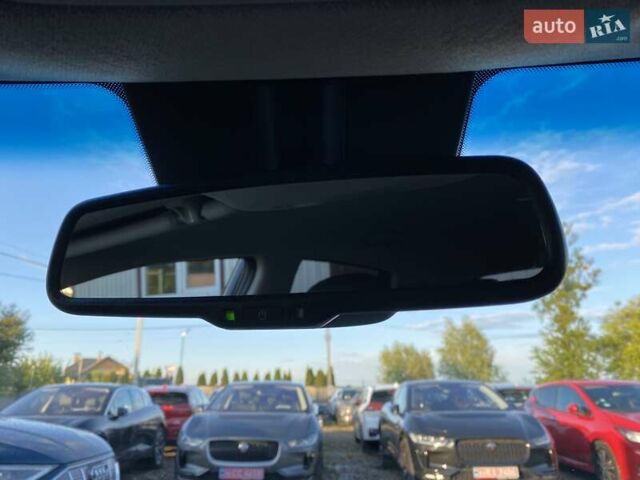 Чорний Кіа Niro, об'ємом двигуна 0 л та пробігом 88 тис. км за 21900 $, фото 42 на Automoto.ua