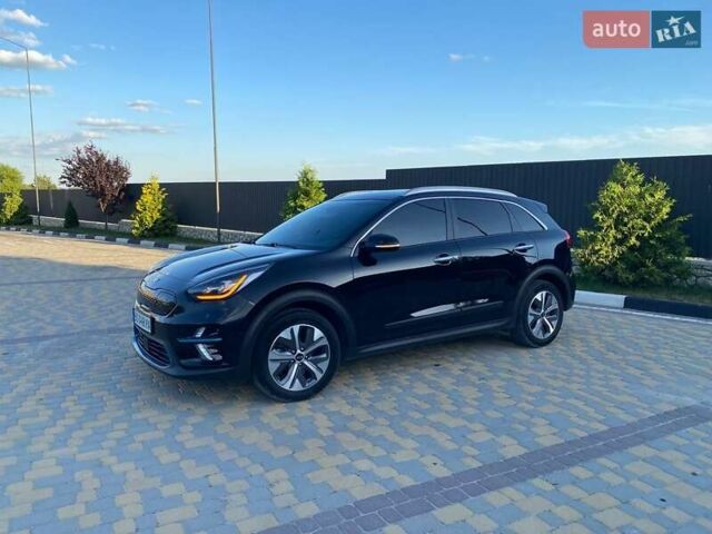 Черный Киа Niro, объемом двигателя 0 л и пробегом 109 тыс. км за 19450 $, фото 6 на Automoto.ua